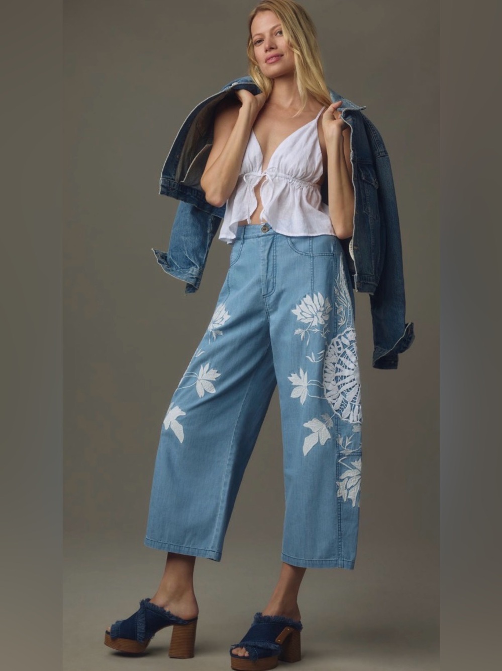 NWT Anthropology Kenna Mid-Rise Heritage Barrel jeans-Pilcro Embroidered Sz 28